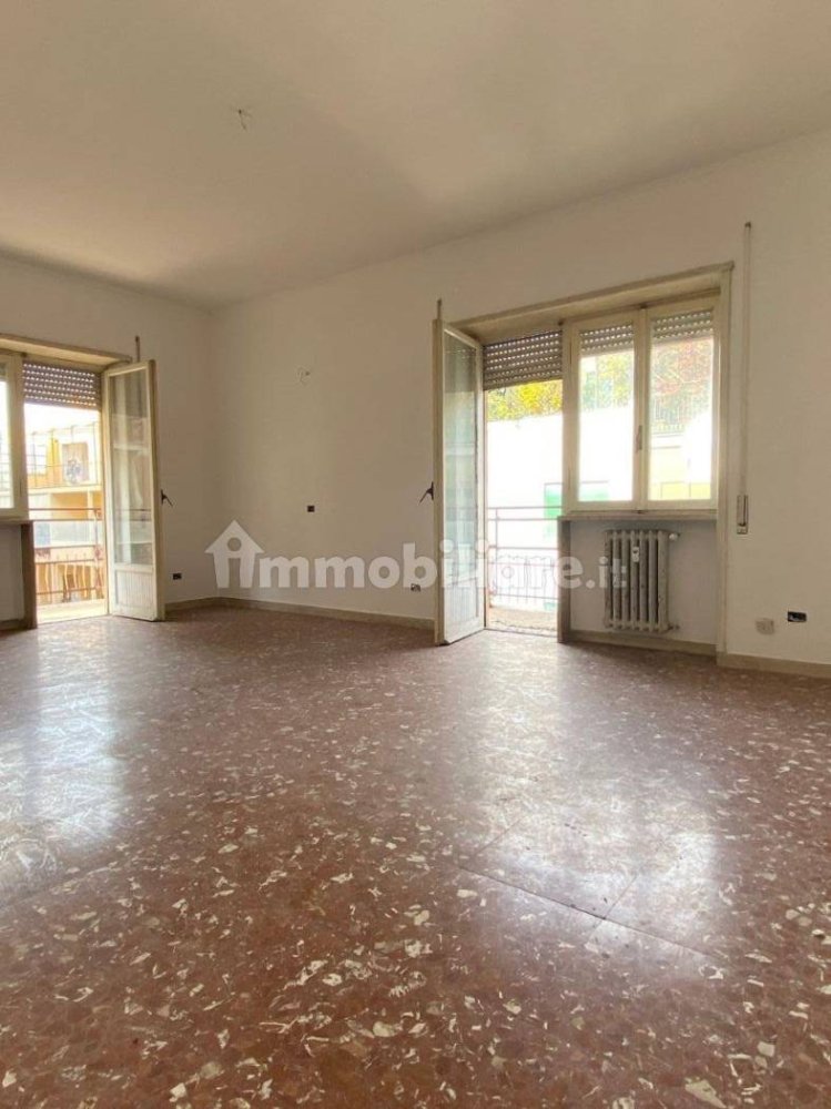 2 Schlafzimmer Wohnung in Rome, Italy, Nr. 370722