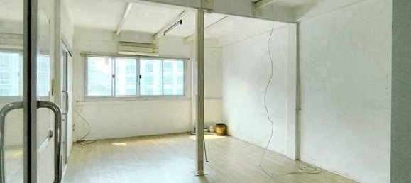 840m² Commercial property in Bangkok, Thailand No. 13682 8