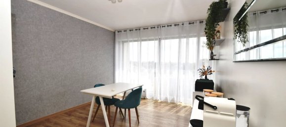 1 bedroom Apartment in Les Pavillons-sous-Bois, France No. 180860 3