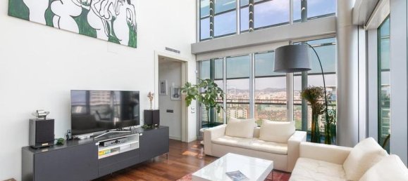 3 Schlafzimmer Penthouse in Sant Marti, Spain, Nr. 19246 3