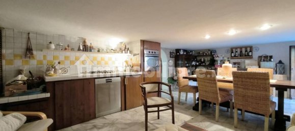 3 bedrooms House in Carrara, Italy No. 193333 24