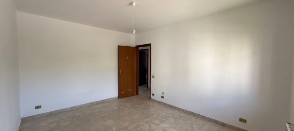 5 bedrooms Villa in Lamezia Terme, Italy No. 355150 11