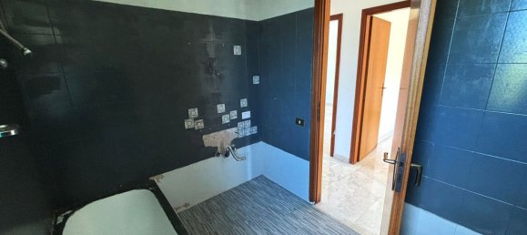 5 bedrooms Villa in Lamezia Terme, Italy No. 355150 16