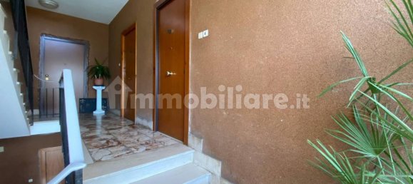 3 bedrooms Apartment in Messina, Italy No. 103714 9