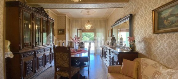 3 bedrooms Apartment in Messina, Italy No. 103714 14