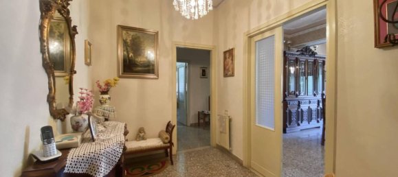 3 bedrooms Apartment in Messina, Italy No. 103714 11