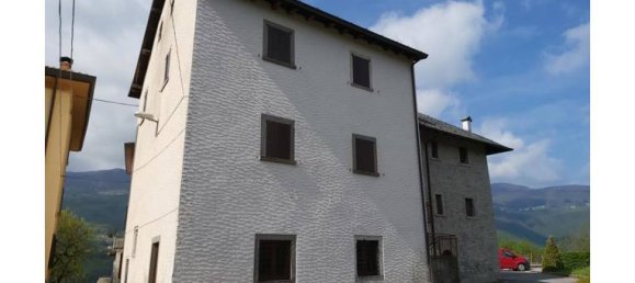 5 bedrooms House in Berbenno, Italy No. 253196 8