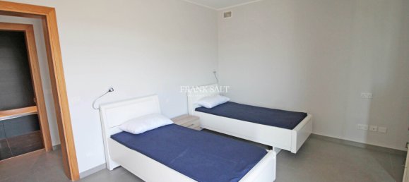 Apartamento T2 em Saint Julian's, Malta N.º 9792 8
