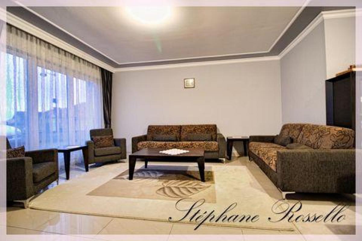 Casa de 4 dormitorios en Morhange, France No. 8396