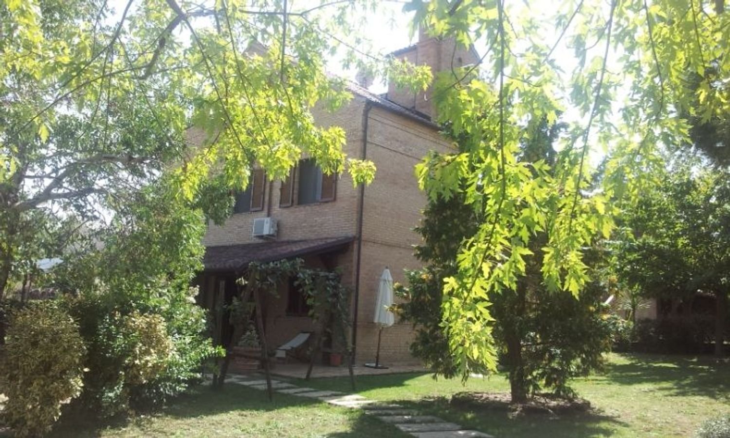 Дом с 10 комнатами в Сант Эльпидио а Маре, Италия № 306921