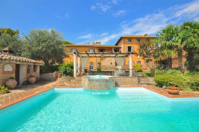 4 غرف نوم فيلا في Perugia, Italy رقم 54502