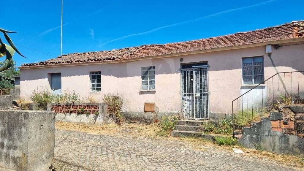 Casa T3 em Santo André das Tojeiras, Portugal N.º 296753