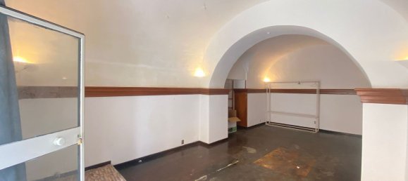 60m² Commercial property in Tarquinia, Italy No. 287548 4