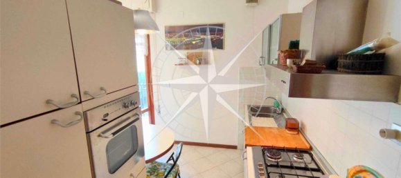 3غرفة شقة في Rapallo, Italy رقم 9788 9