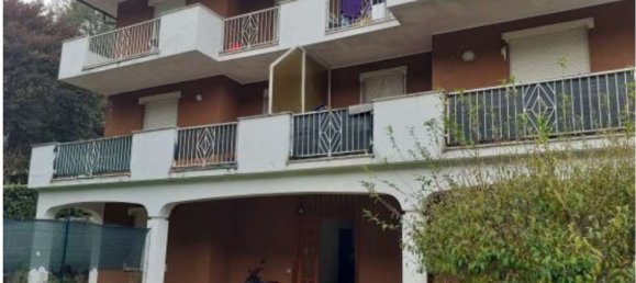 2غرفة شقة في Castello Cabiaglio, Italy رقم 3219 2