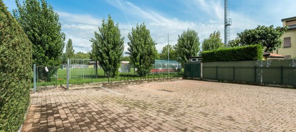 Apartamento de 3 dormitorios en Bergamo, Italy No. 380806 50