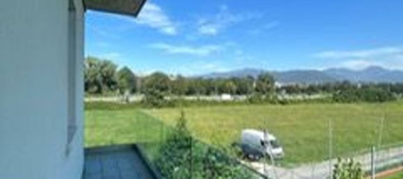 Apartamento de 3 dormitorios en Bergamo, Italy No. 380806 3