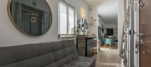 Apartamento de 3 dormitorios en Bergamo, Italy No. 380806 39