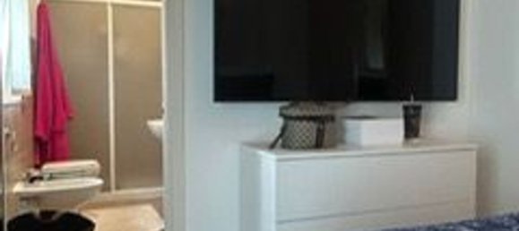 Apartamento de 3 dormitorios en Bergamo, Italy No. 380806 11