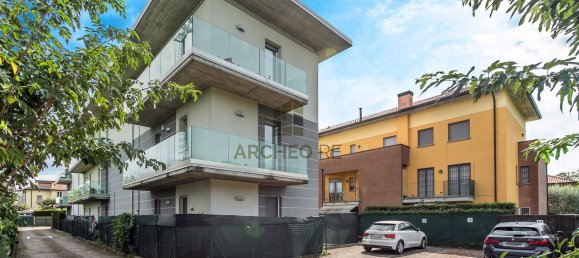 Apartamento de 3 dormitorios en Bergamo, Italy No. 380806 49