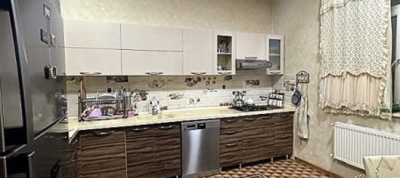 Oficina de 5 habitaciónes en Yasamal, Azerbaijan No. 1013 31