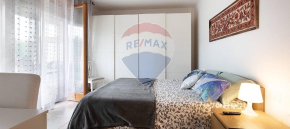 8-salle Appartement à Viterbo, Italy No. 114979 16