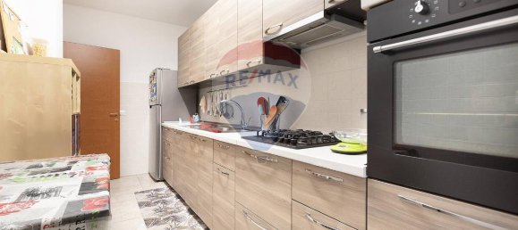 8-salle Appartement à Viterbo, Italy No. 114979 8