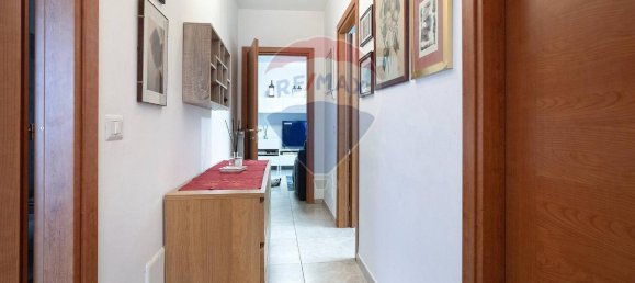 8-salle Appartement à Viterbo, Italy No. 114979 12