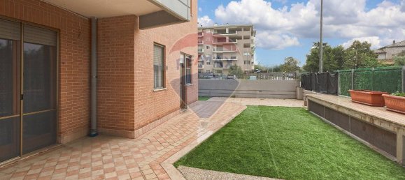 8-salle Appartement à Viterbo, Italy No. 114979 27