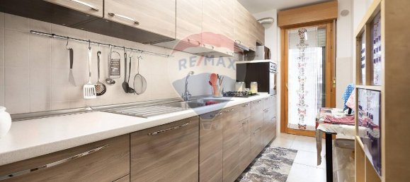 8-salle Appartement à Viterbo, Italy No. 114979 7