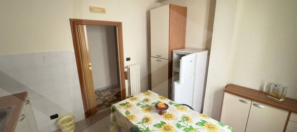 3 rooms Apartment in Barletta, Italy No. 17126 8