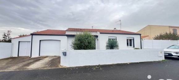 2 bedrooms House in Les Sables-d'Olonne, France No. 324899 11