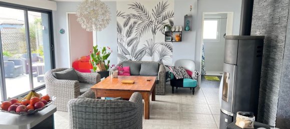 2 bedrooms House in Les Sables-d'Olonne, France No. 324899 4