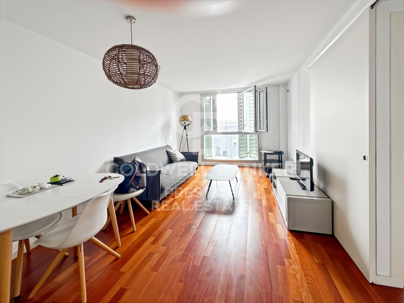 1 Schlafzimmer Wohnung in Ciutat Vella, Spain, Nr. 143310