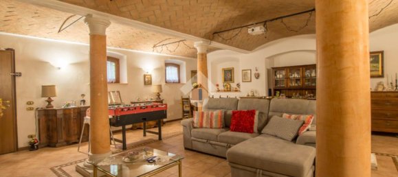 3 bedrooms House in Soliera, Italy No. 257869 10