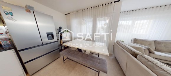 1 bedroom Apartment in Villefontaine, France No. 331275 3