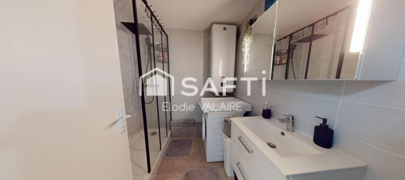 1 bedroom Apartment in Villefontaine, France No. 331275 5