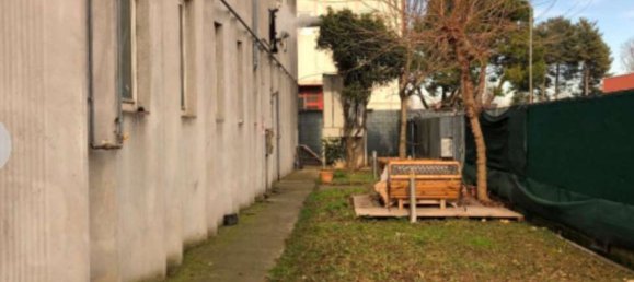 571m² Warehouse in Senago, Italy No. 373629 5