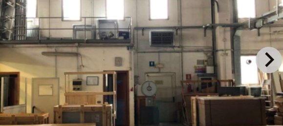 571m² Warehouse in Senago, Italy No. 373629 25