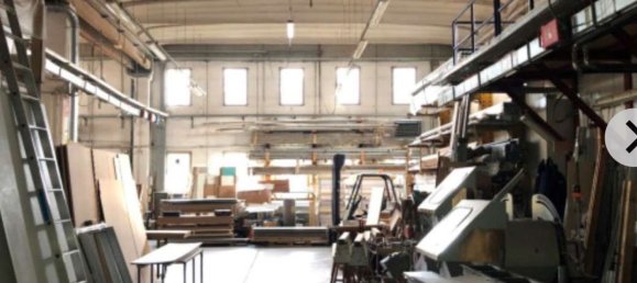 571m² Warehouse in Senago, Italy No. 373629 23