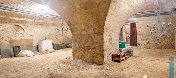 9 bedrooms Castles in Saron-sur-Aube, France No. 38933 10