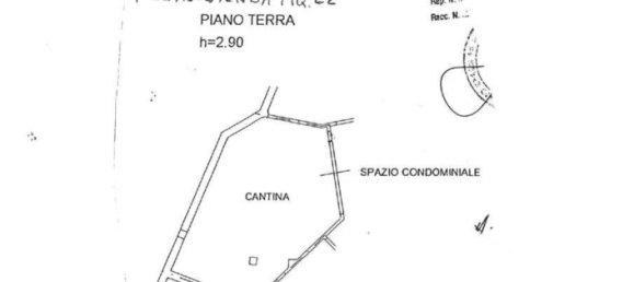 22m² Commercial property in Letojanni, Italy No. 68991 12