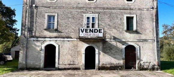 5 bedrooms House in Casalvieri, Italy No. 55695 44