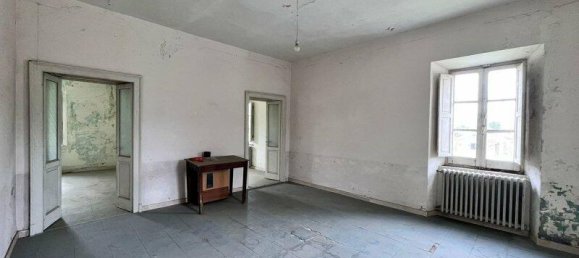 5 bedrooms House in Casalvieri, Italy No. 55695 26