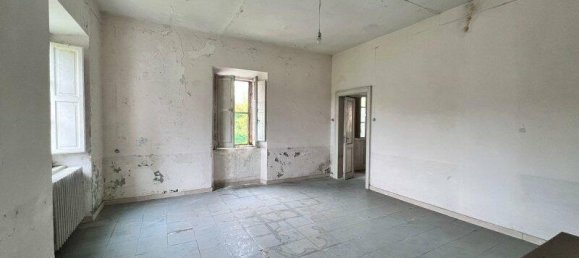 5 bedrooms House in Casalvieri, Italy No. 55695 25