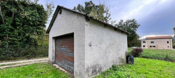 5 bedrooms House in Casalvieri, Italy No. 55695 39