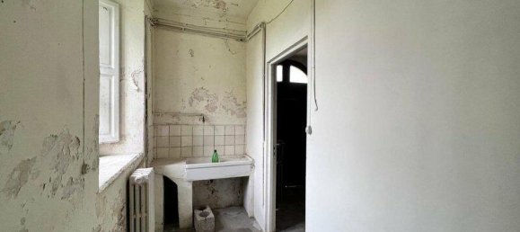 5 bedrooms House in Casalvieri, Italy No. 55695 33