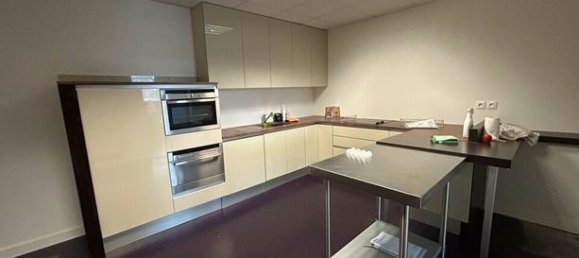 255m² Office in Folschviller, France No. 307597 7