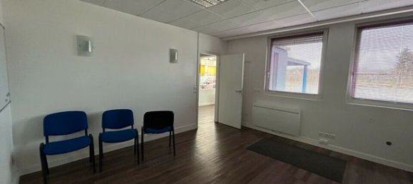 255m² Office in Folschviller, France No. 307597 6