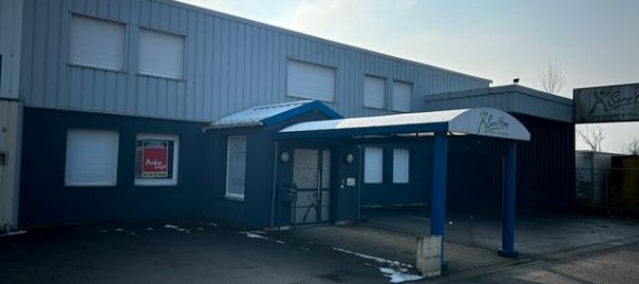 255m² Office in Folschviller, France No. 307597 2